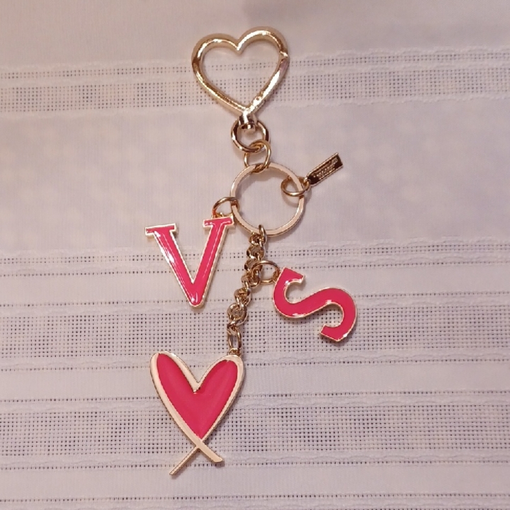 NWOT Victoria's Secret Pink Heart Keychain